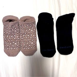 Pure Barre Sticky Socks (size medium)